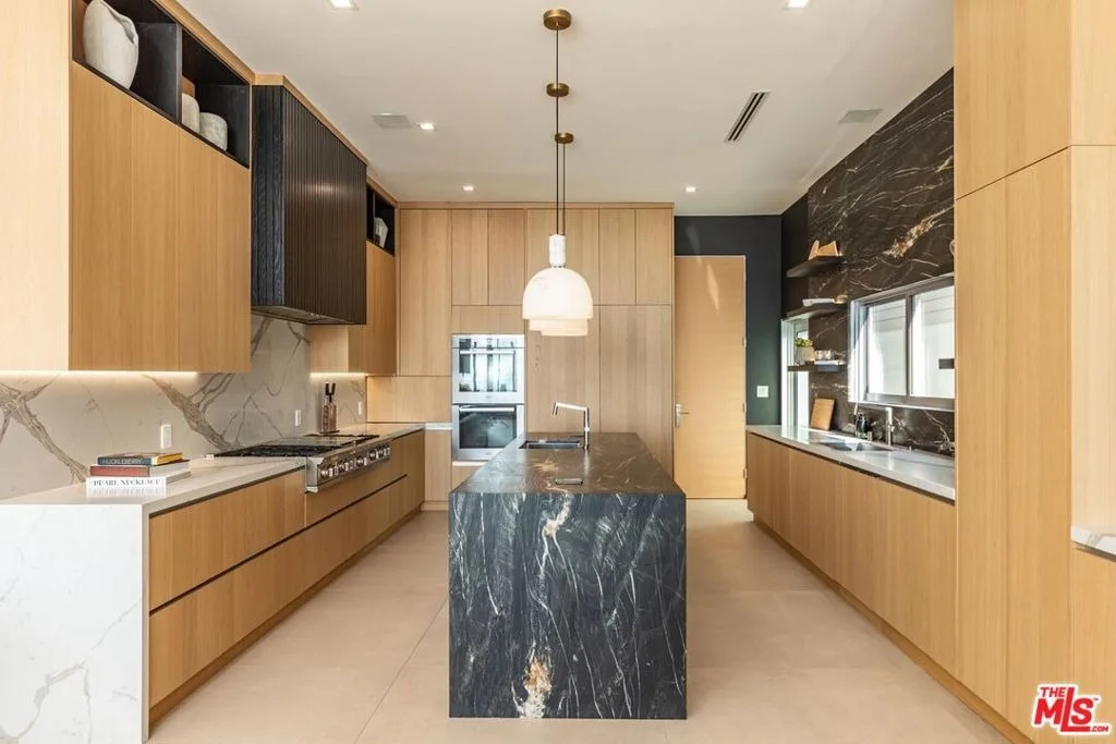 Photo of 31220 Broad Beach Road