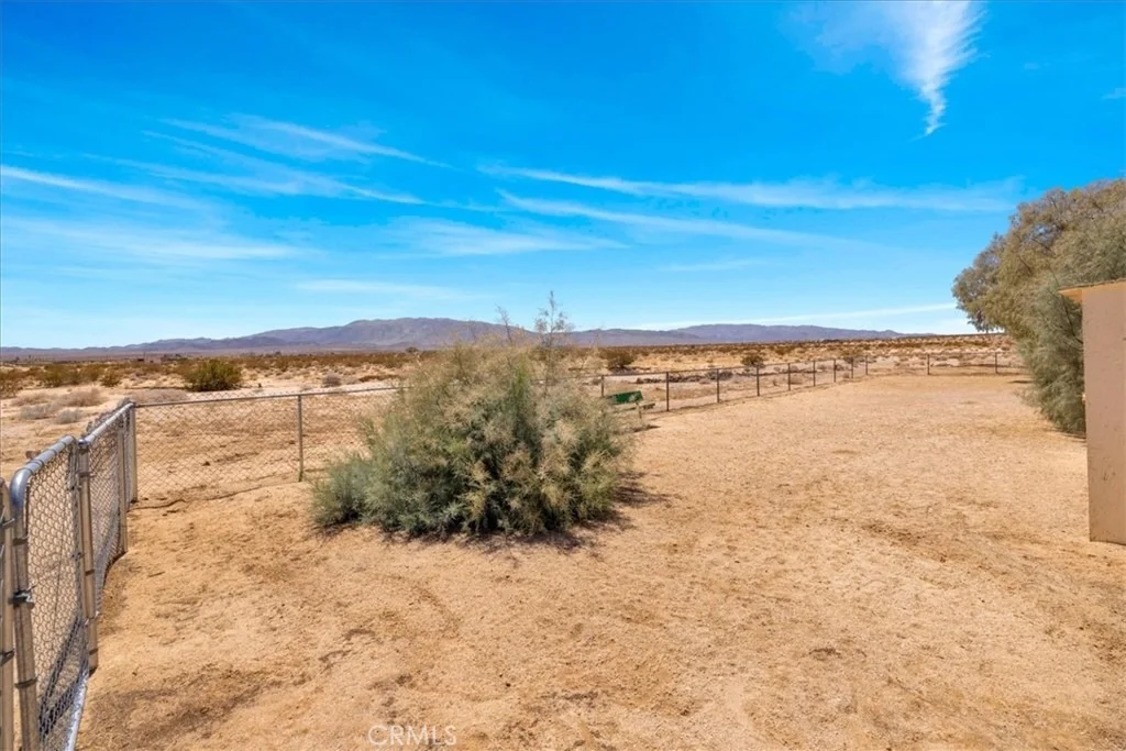 Photo of 5828 Steeg Road