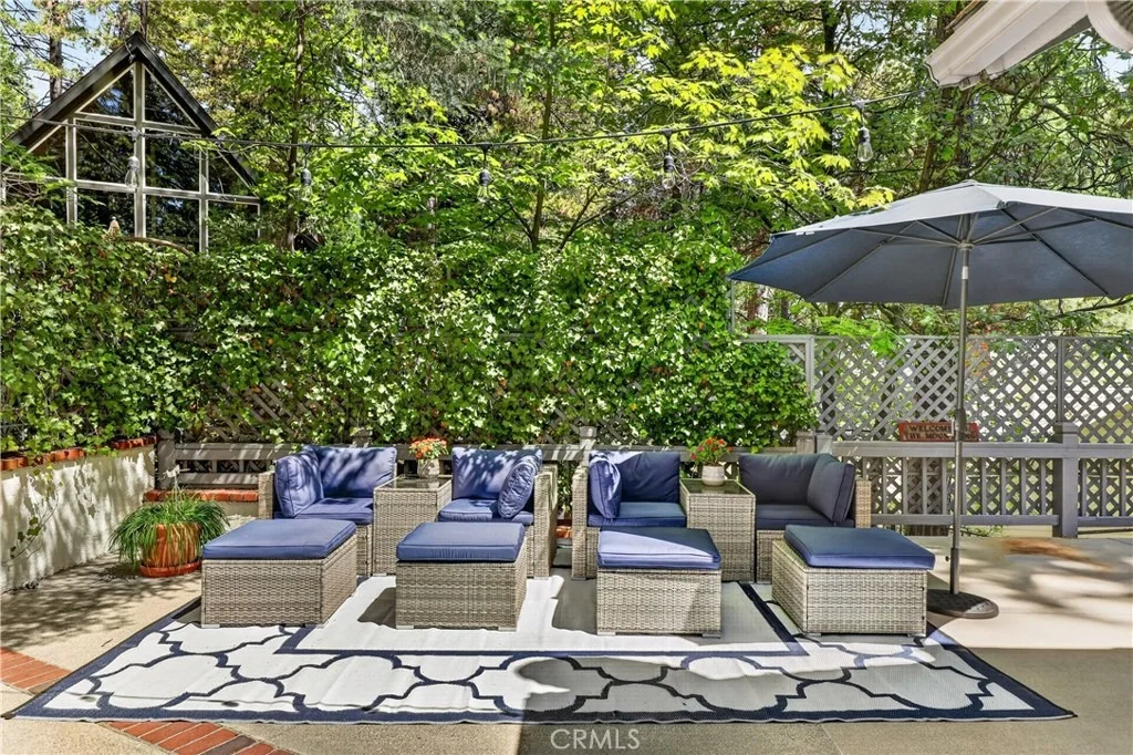 Photo of 360 Riviera Drive