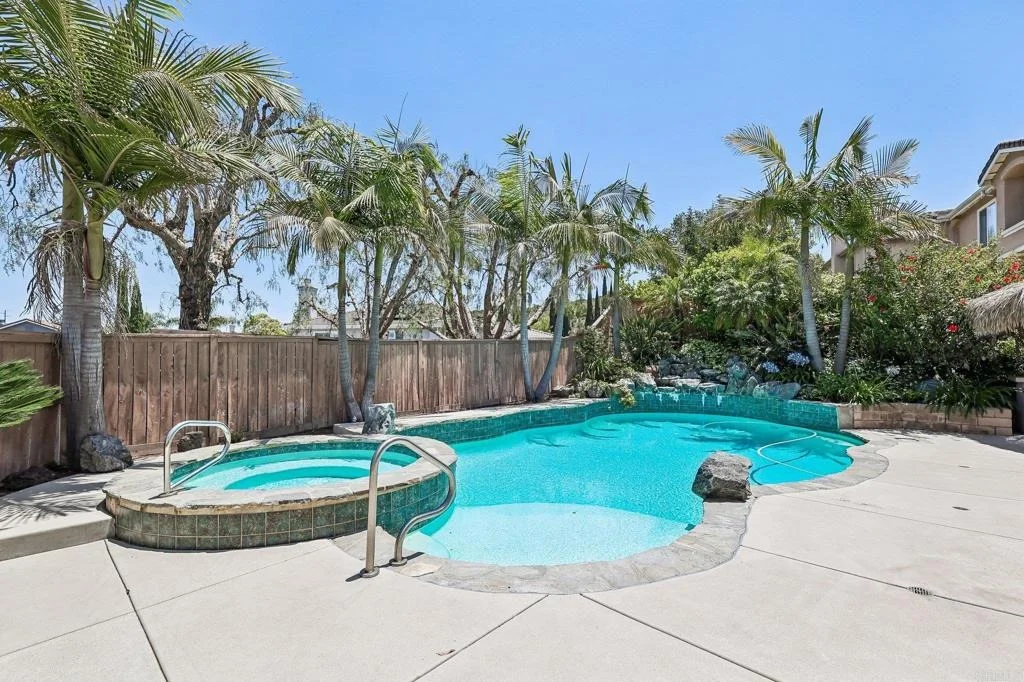 Photo of 915 Applewilde Drive