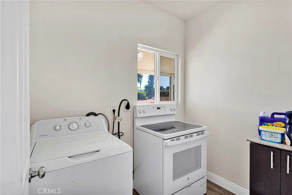 Photo of 2540 Monroe Street
