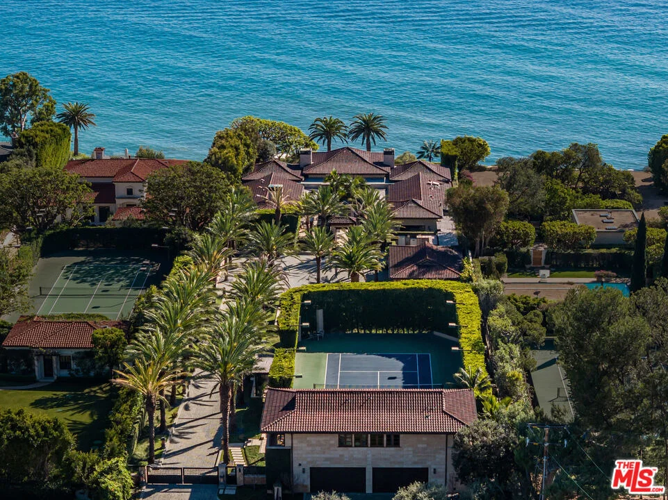 Photo of 24834 Pacific Coast Highway