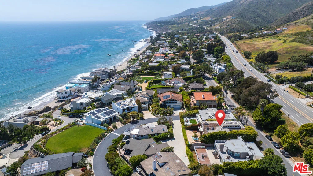 Photo of 31522 Broad Beach Road