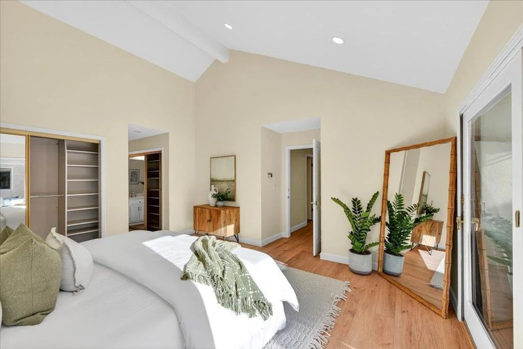 Photo of 292 Apricot Lane