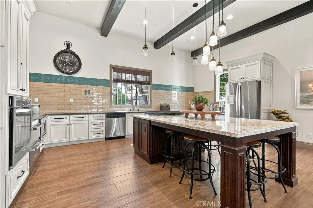 Photo of 881 Pear Court