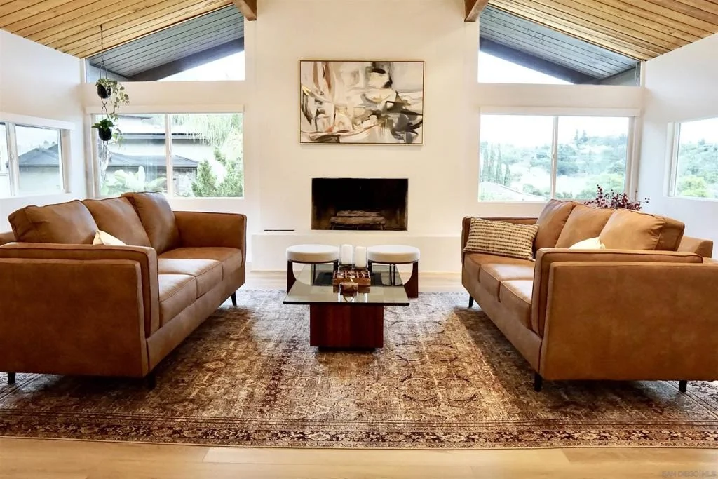 Photo of 4242 Avenida Gregory