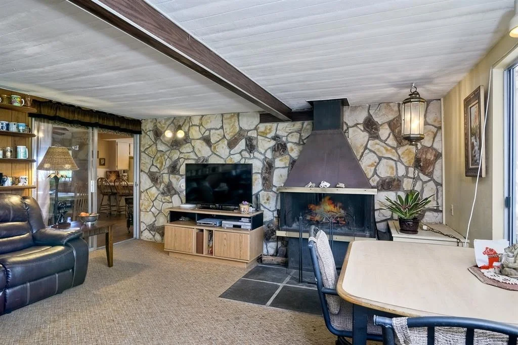 Photo of 1041 Passiflora Place