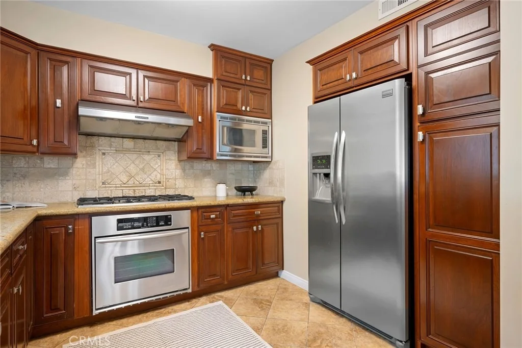 Photo of Unit 9 at 2313 Rosecrest Drive