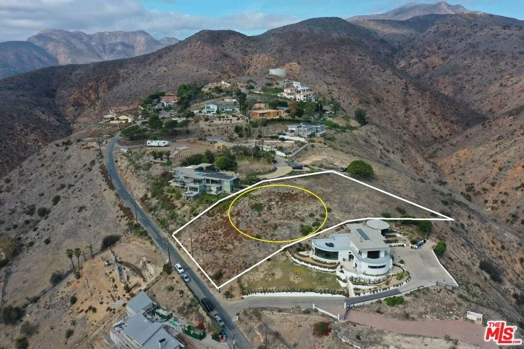 Photo of 30000 Zenith Point Road