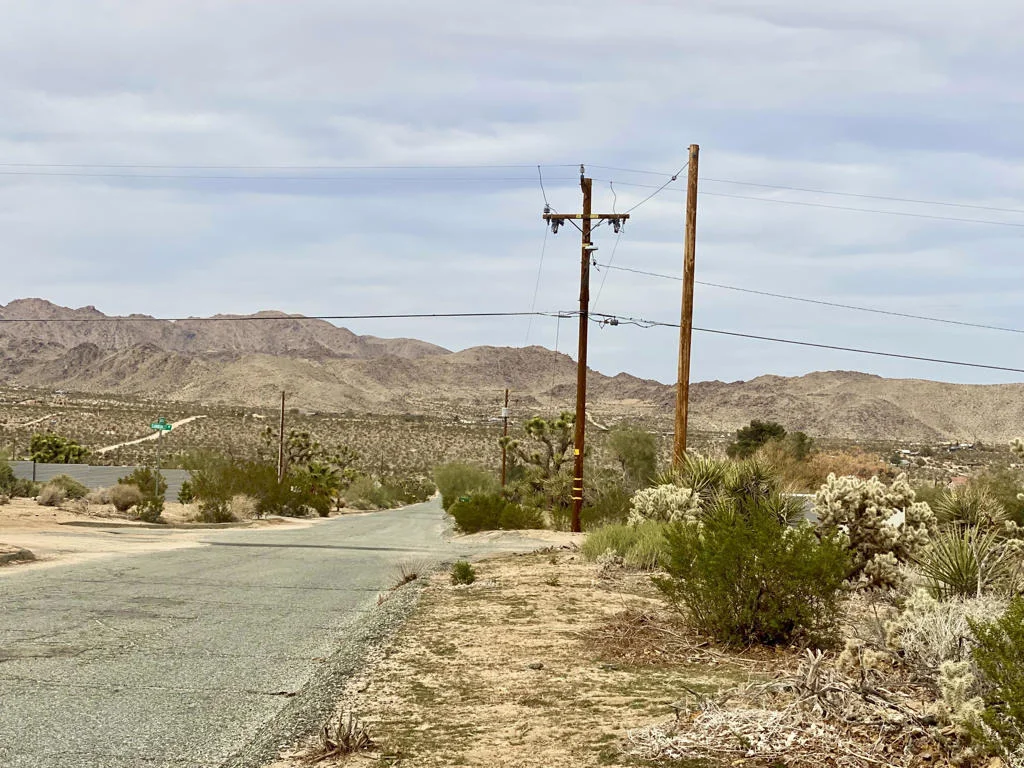 Photo of 6925 Sunnyhill Road