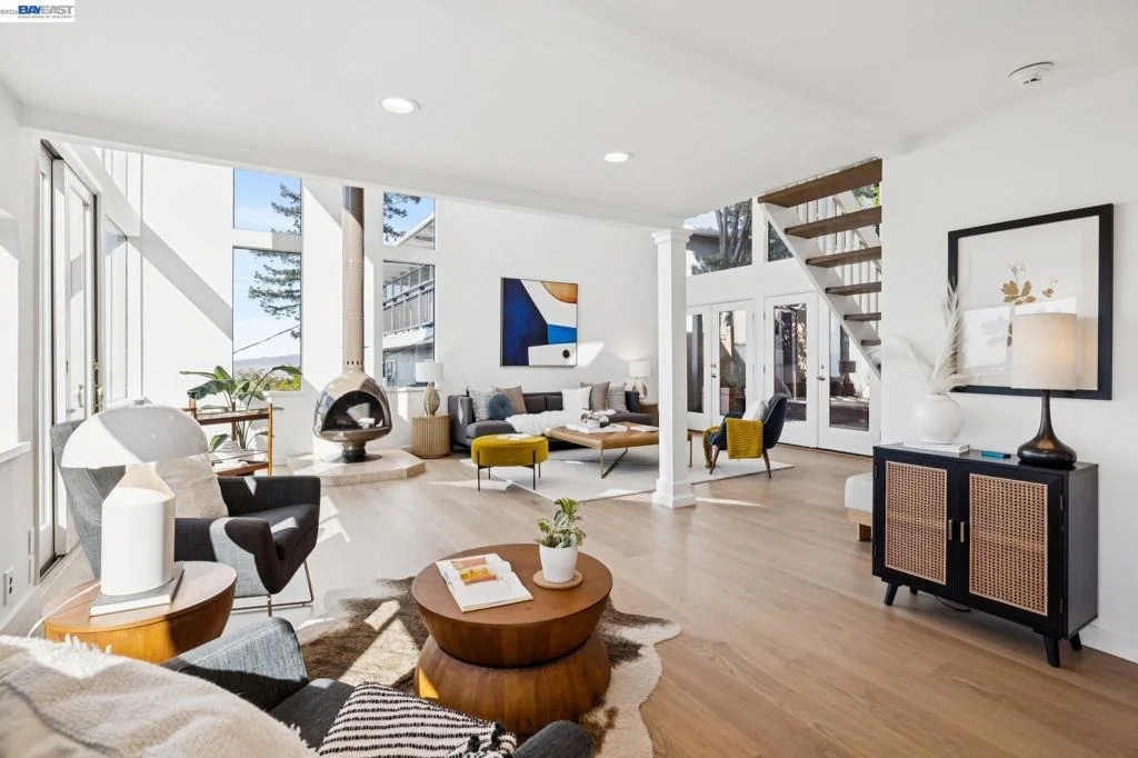 Photo of 1085 STERLING AVE