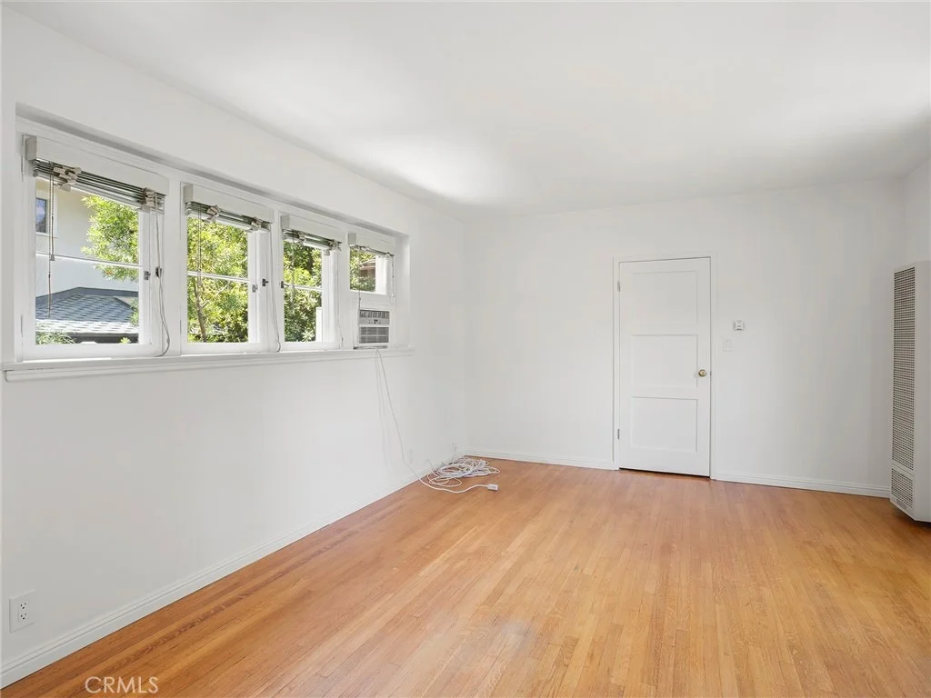 Photo of 1727 N Hill Avenue