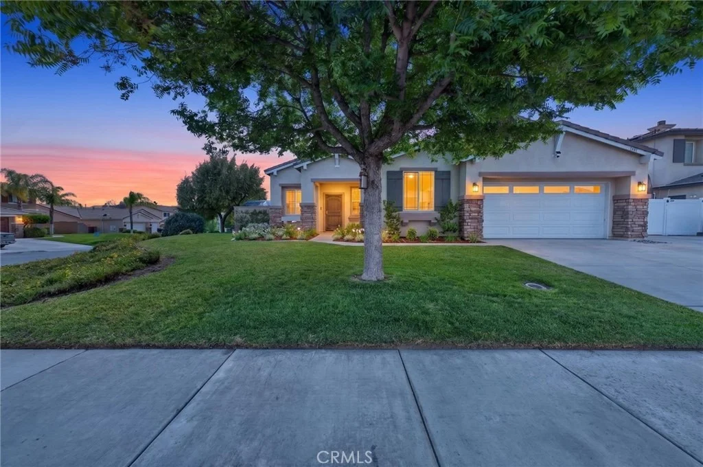 Photo of 31081 Cedar Oak Road