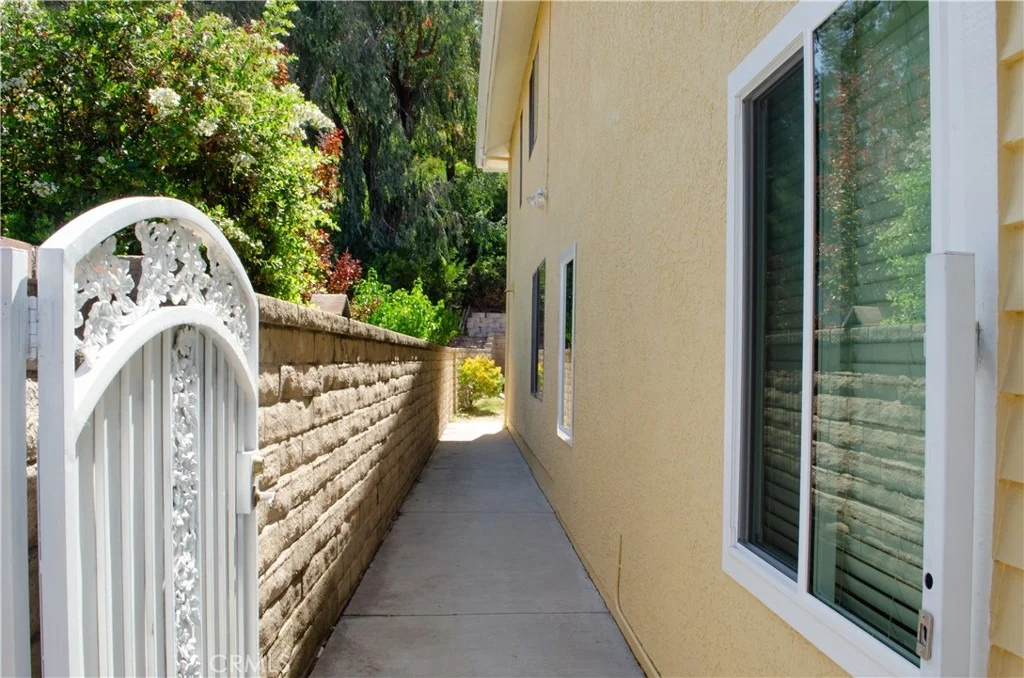 Photo of 24371 Crestview Drive