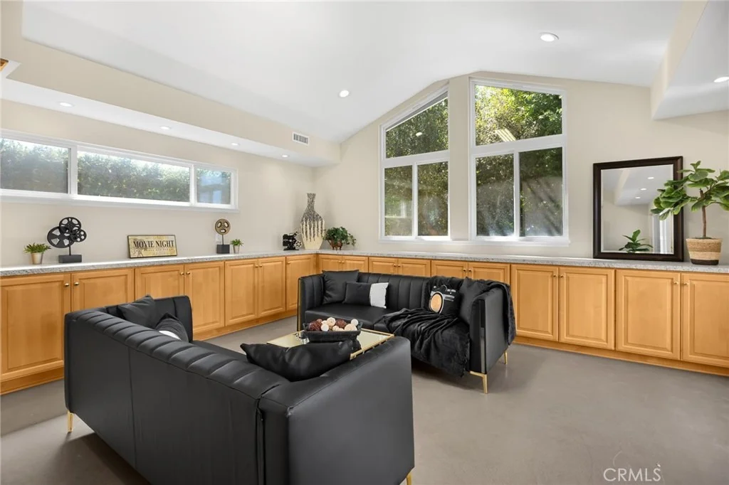 Photo of 1245 Arrow Wood Drive