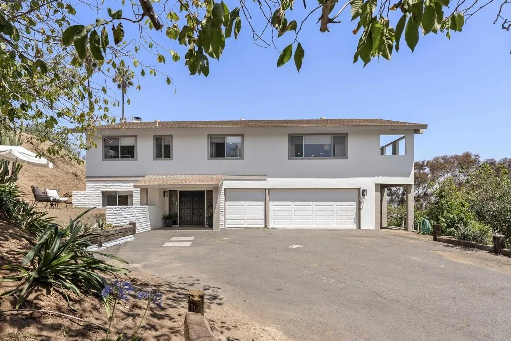 Photo of 1140 Evergreen Lane