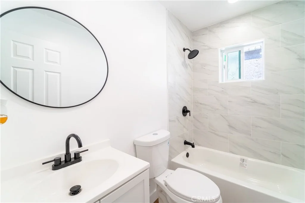Photo of 13300 S Largo