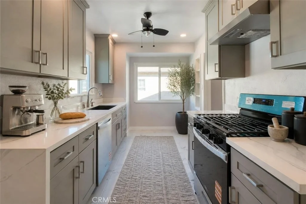 Photo of 8237 Arnett