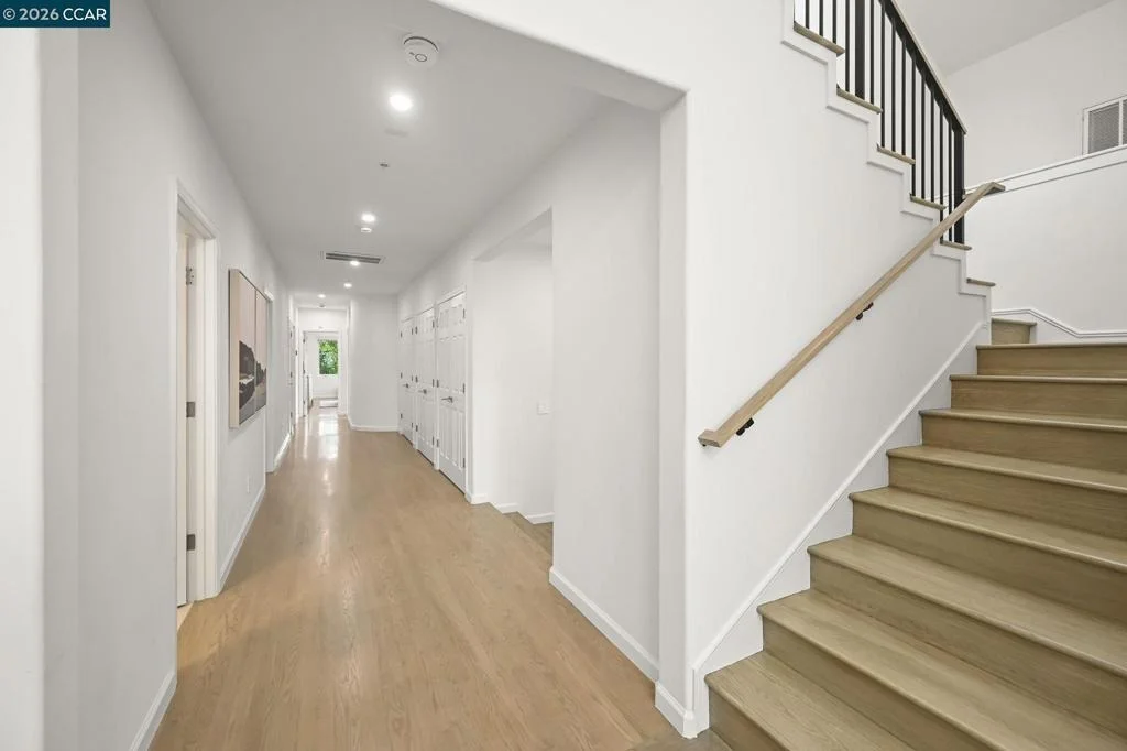 Photo of 1 Oakview Terrace
