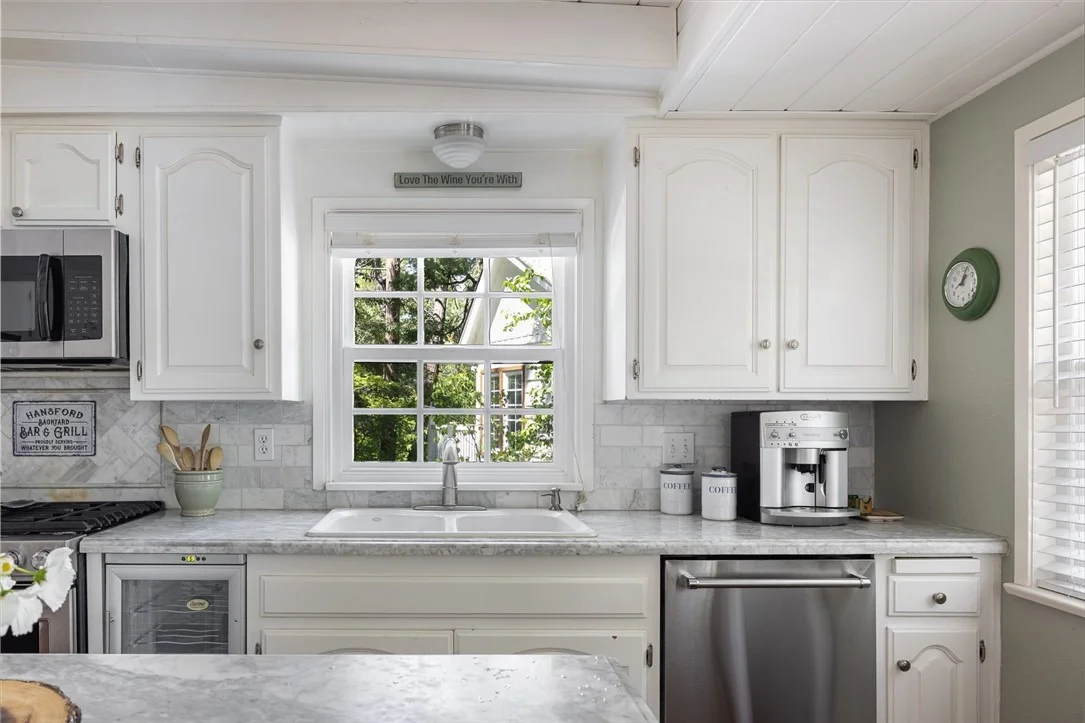 Photo of 27844 Greenway Drive