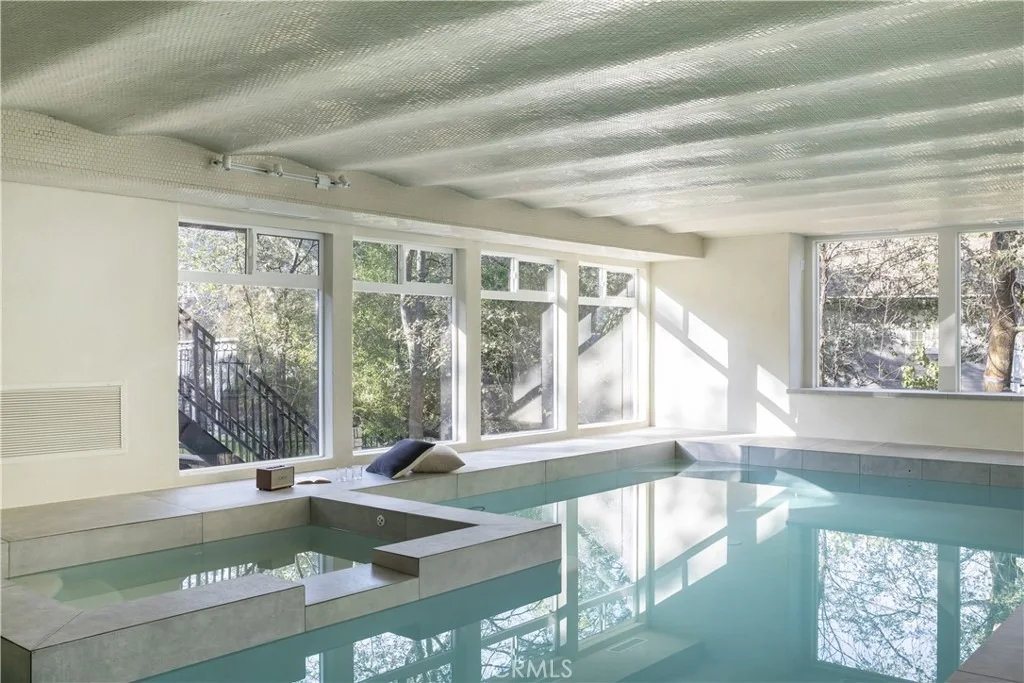 Photo of 995 Tirol Lane