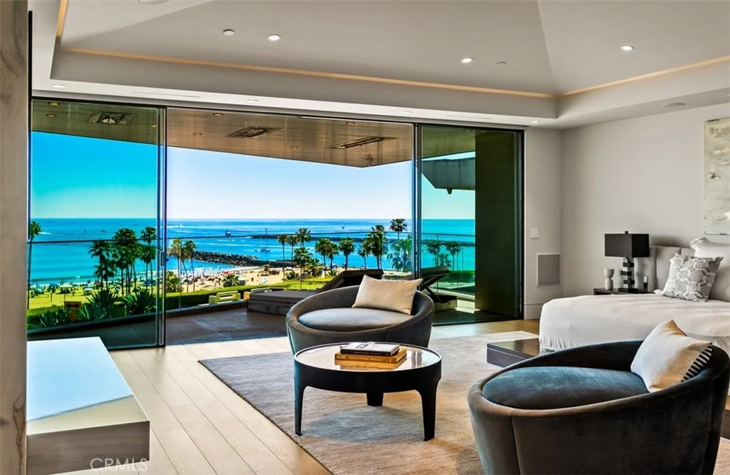 Photo of 2928 Ocean