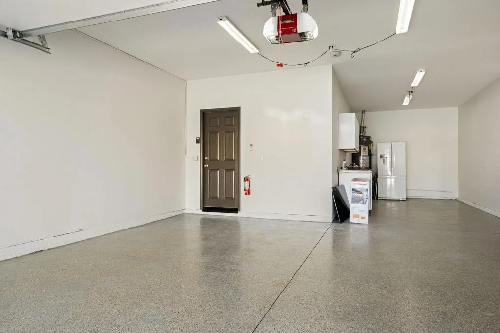 Photo of 49467 Douglas Street