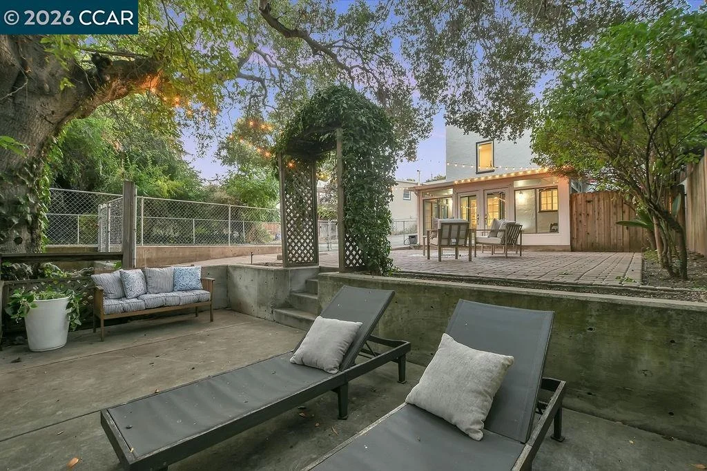 Photo of 915 Brown Street