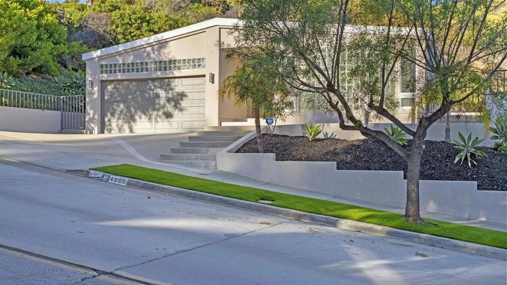 Photo of 4909 Pacifica