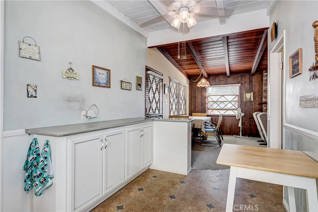 Photo of 2801 Oak Avenue