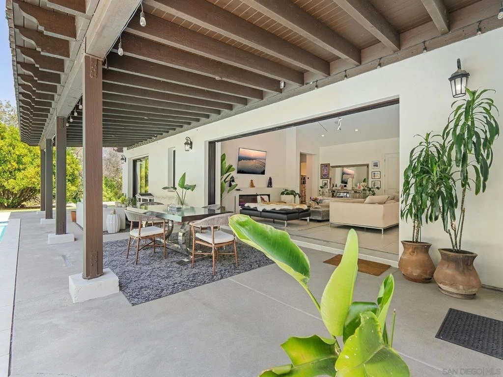 Photo of 16947 AVENIDA LUIS
