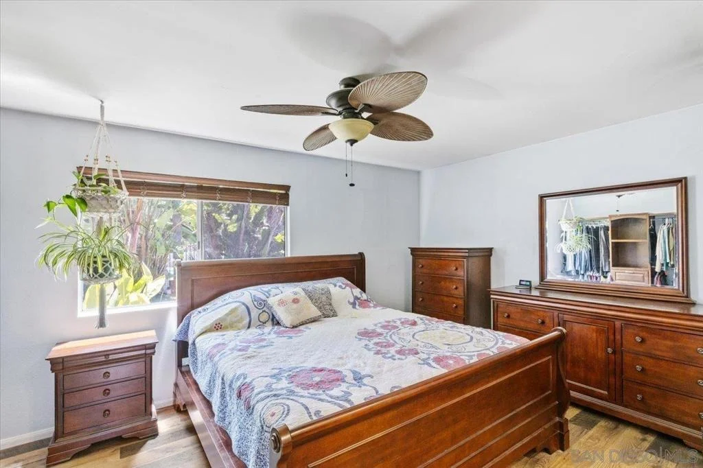 Photo of 2337 Fallingleaf