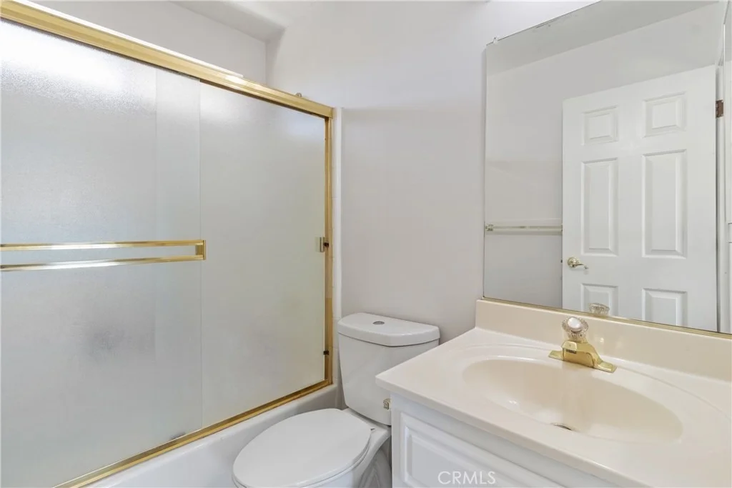Photo of 1137 Redwood Court