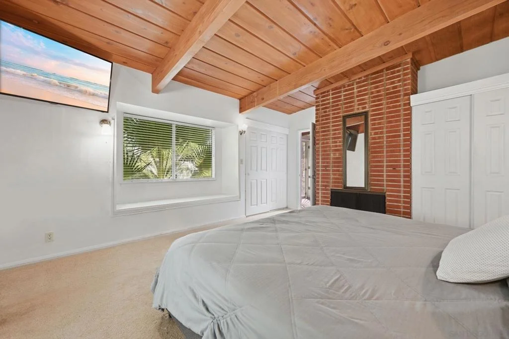 Photo of 1521 Foothill Dr