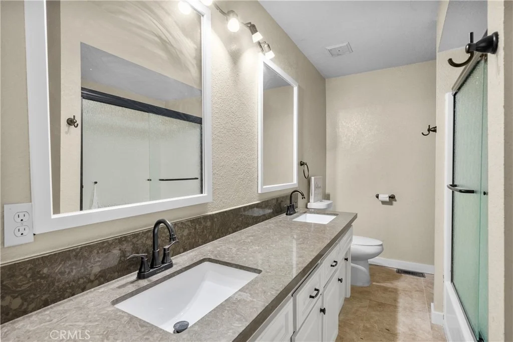 Photo of 29570 Butterfield