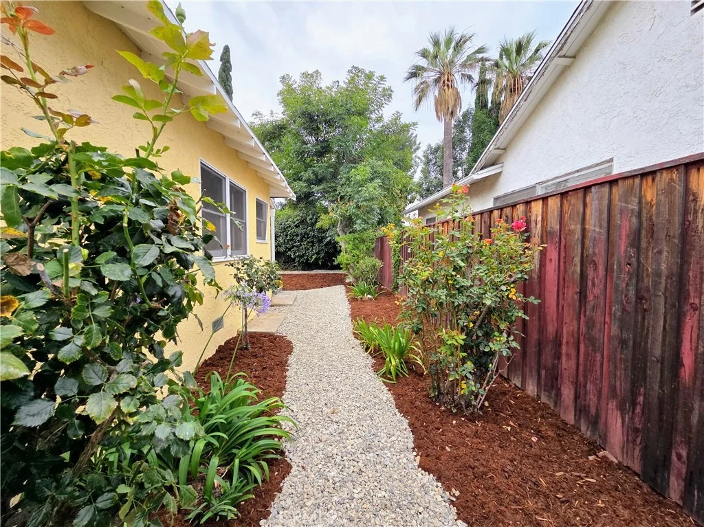 Photo of 6543 Blewett