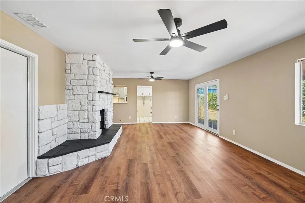 Photo of 9091 Savoy Street