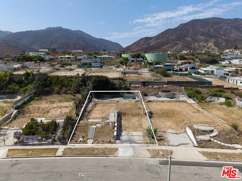 Photo of 18341 Coastline Drive