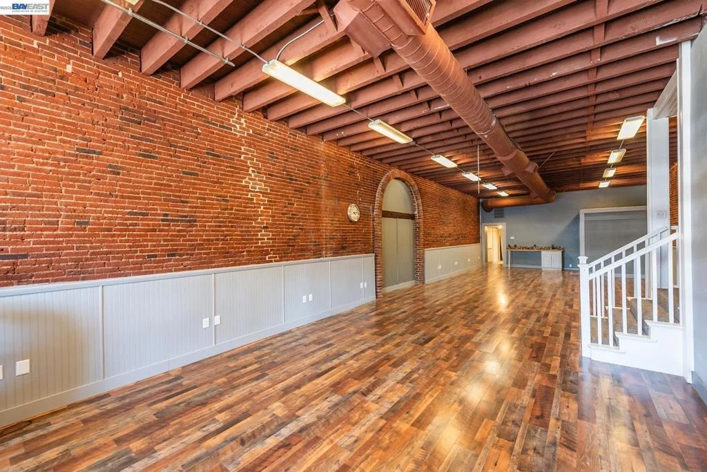 Photo of 525 Main St.