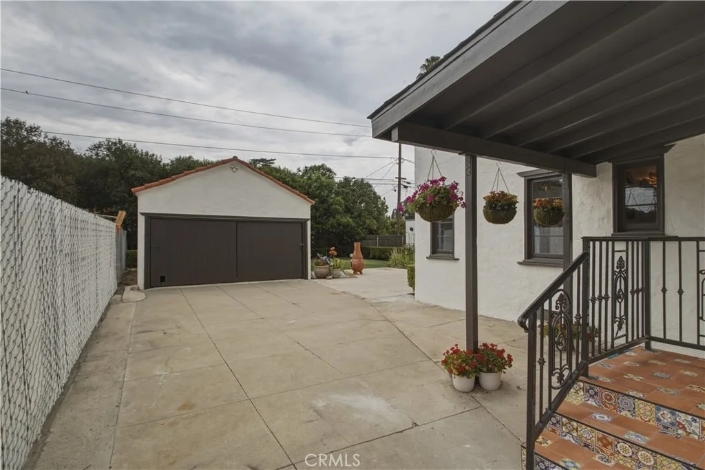 Photo of 4600 Merrill