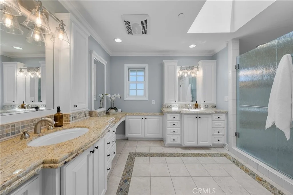 Photo of 4645 Rockbluff Drive