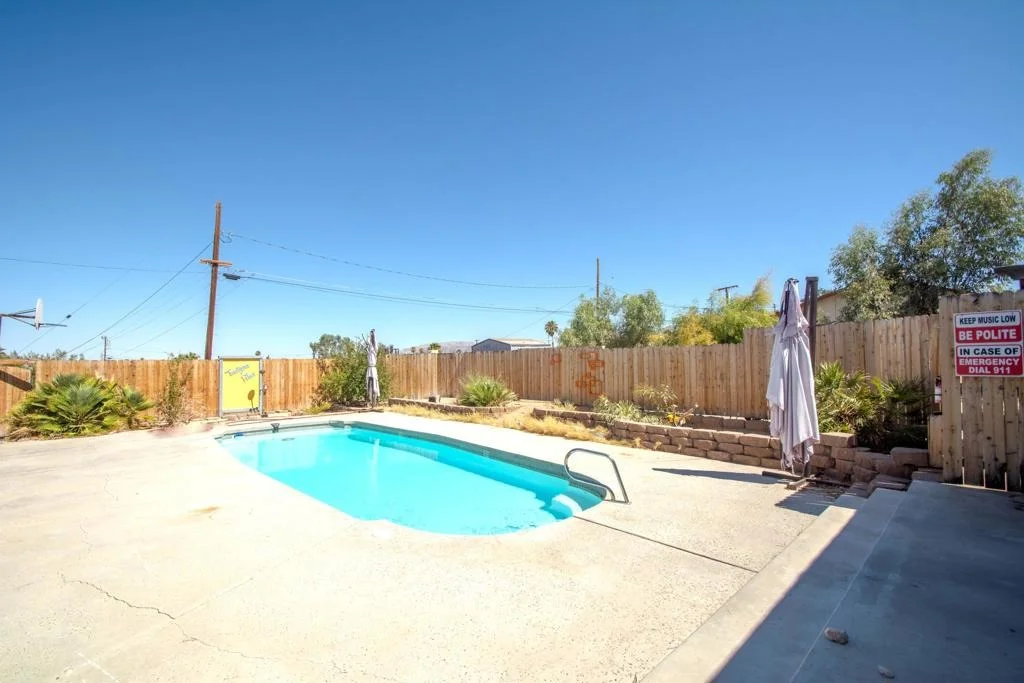 Photo of 71817 Samarkand Drive