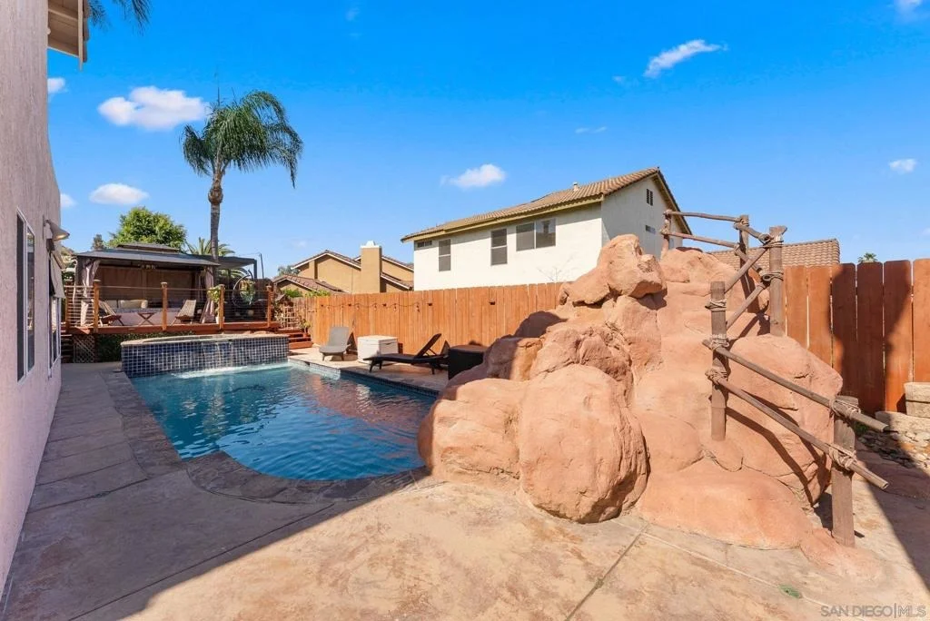Photo of 10253 Paseo Park