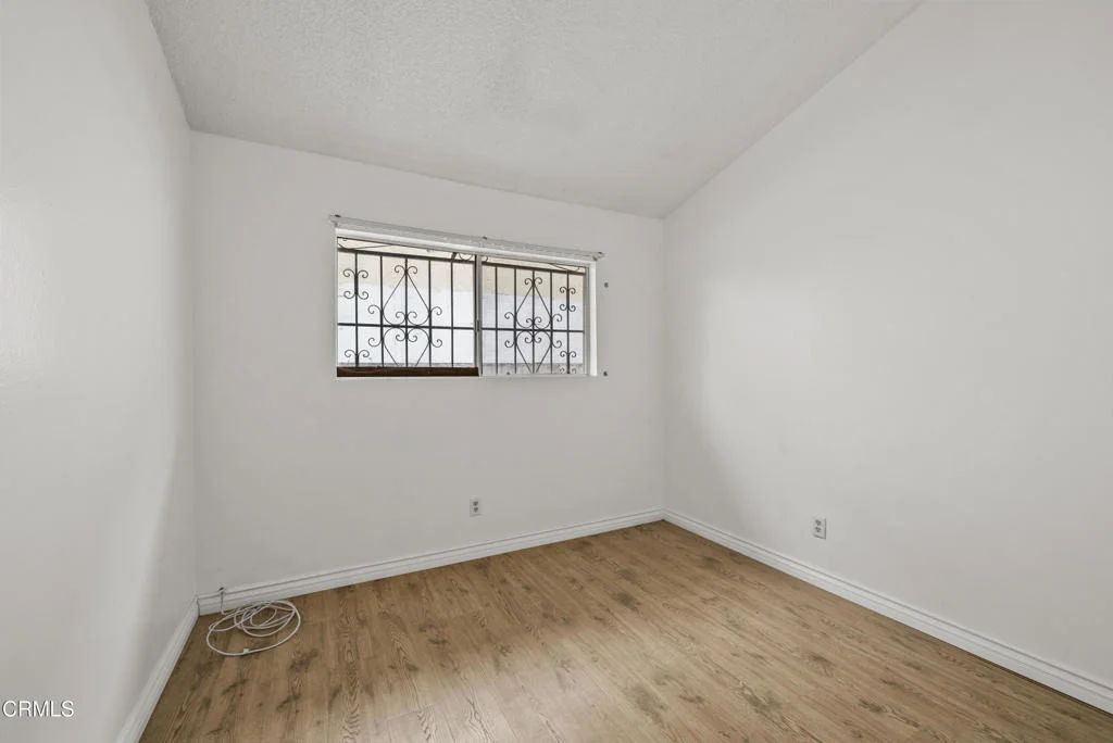 Photo of 1601 S Ventura Road