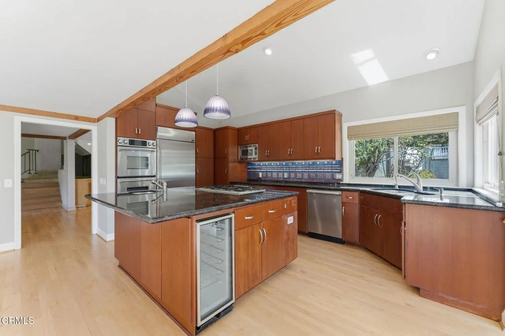 Photo of 405 Woodcliffe Road