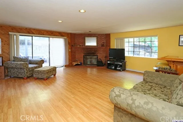 Photo of 10602 Pinyon Avenue