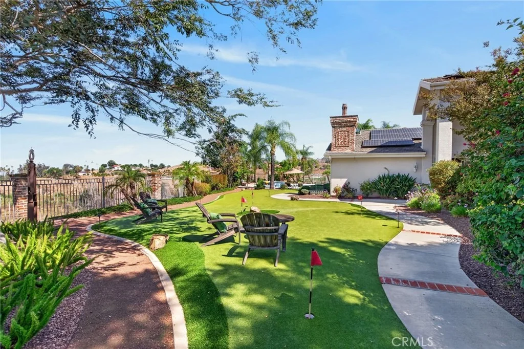 Photo of 6872 Chartwell