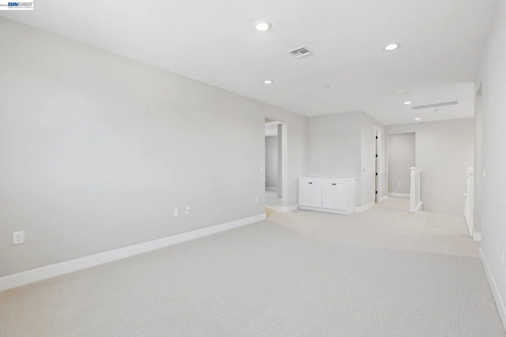 Photo of 421 Trellis Way