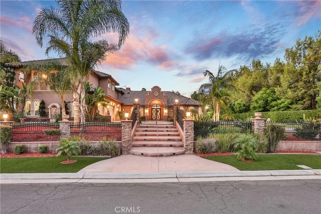 Photo of 1091 Crestbrook Drive