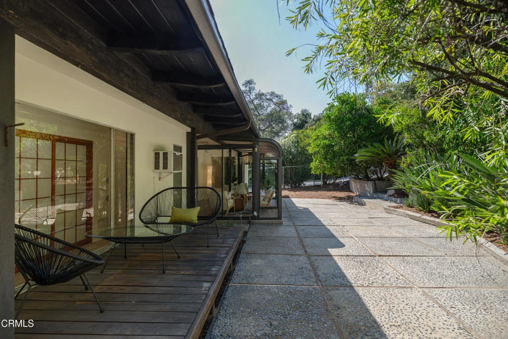 Photo of 3271 New York Drive